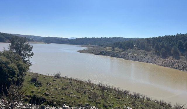 Derbent Barajı’nda su seviyesi zirvede
