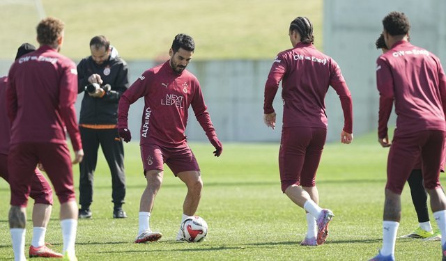 Galatasaray'da Alanyaspor maçının kamp kadrosu açıklandı