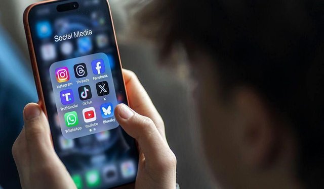 Çocuklara yönelik sosyal medya yasağı nasıl uygulanabilir?