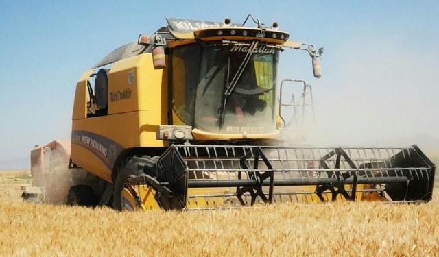 Çal’da rekor destek! Üreticiye 105 milyon TL’lik can suyu