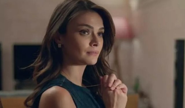 Uzak Şehir'in Alya'sı Sinem Ünsal'dan jet açıklama