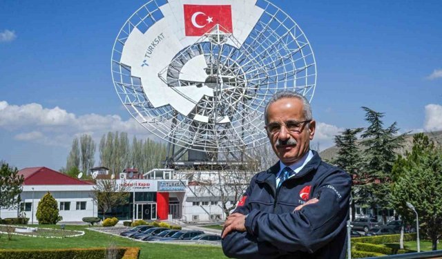 Bakan Uraloğlu'ndan "TÜRKSAT 6A" açıklaması
