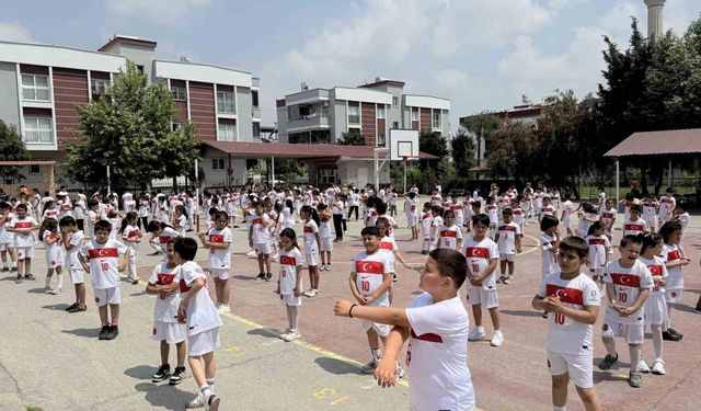 Öğrencilerin davetine Arda Güler’den yanıt