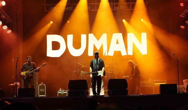 Duman konseriyle Gençlik Festivali’ne muhteşem final