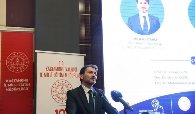 Yapay zeka öğretmenlerin yerini almayacak ama rolleri değişecek