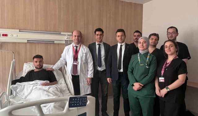 Kopan sinirler bacağından alınan nakille onarıldı