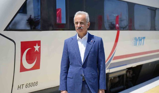Bakan Uraloğlu "Halkalı-Kapıkule Hızlı Treni Yıl Sonu Hizmette"