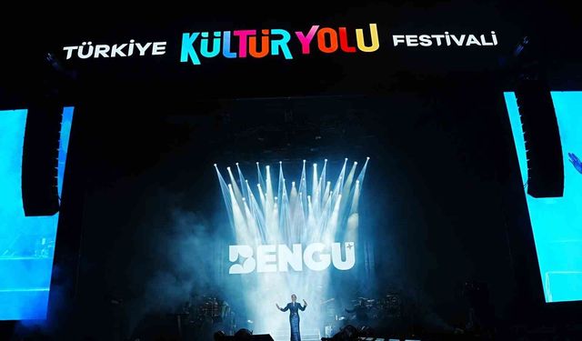 Bengü’den muhteşem gece