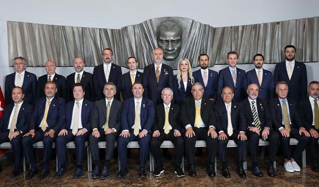 Fenerbahçe Yönetim Kurulu ilk toplantısını yaptı