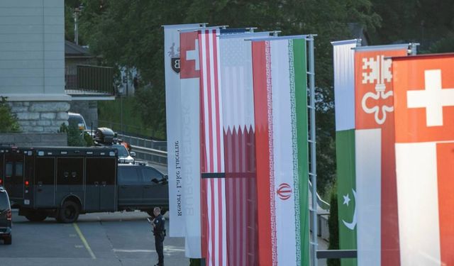 İsviçre’deki ABD-İran görüşmesi, Katar ve Pakistan arabuluculuğunda başladı