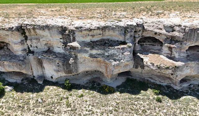 Anadolu’nun en eski resimli mağaralarından biri bulundu