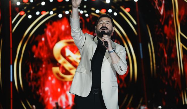 Serkan Kaya'dan Manisa'da muhteşem konser