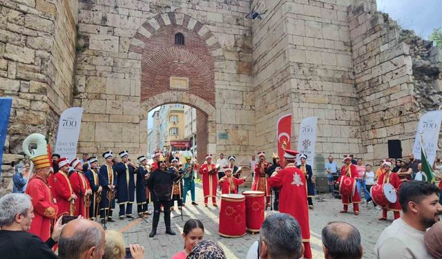 700 yıllık fetih mirası notalarda yeniden hayat buluyor