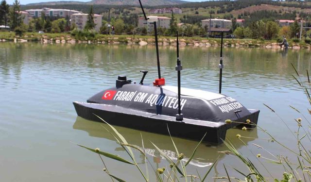 Üniversite öğrencileri insansız deniz aracı geliştirdi