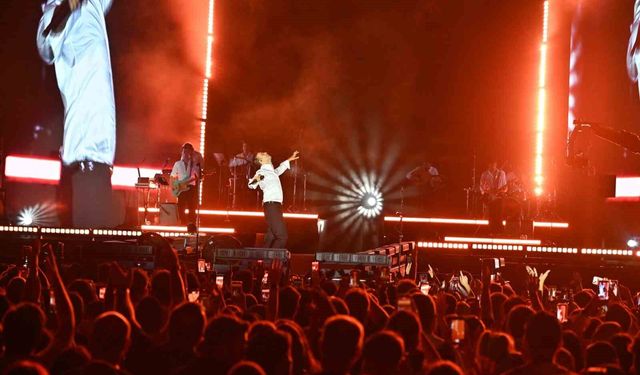 Kültür Yolu Festivali’nde Mert Demir konseri