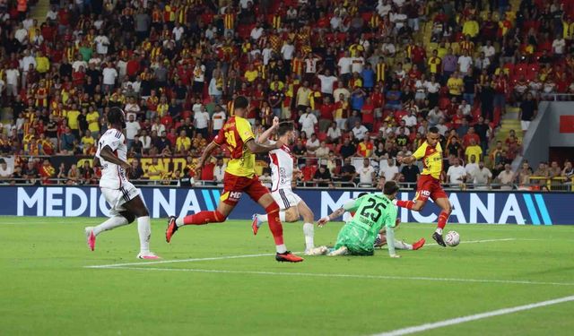 Trendyol Süper Lig: Göztepe: 2 - Gaziantep FK: 4 (Maç sonucu)