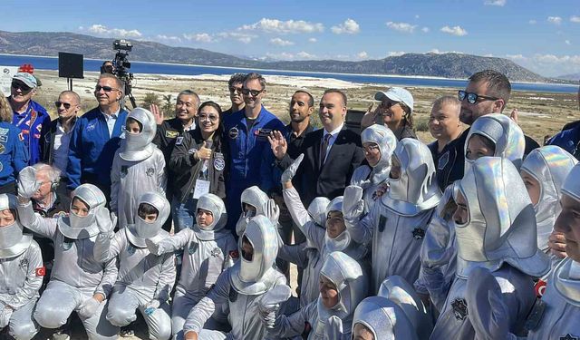 Bakan Kacır: "Uzay aracımızı 2027’nin ilk aylarında uzaya uğurlamayı öngörüyoruz"