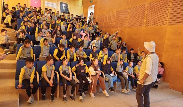 Denizli Adamı’nın Hikâyesi CSA Vakfı’nda İlkokul Öğrencileriyle Buluştu