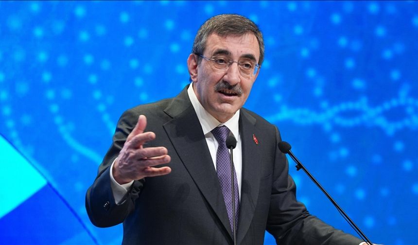 "Temel önceliğimiz enflasyonu düşürmek"