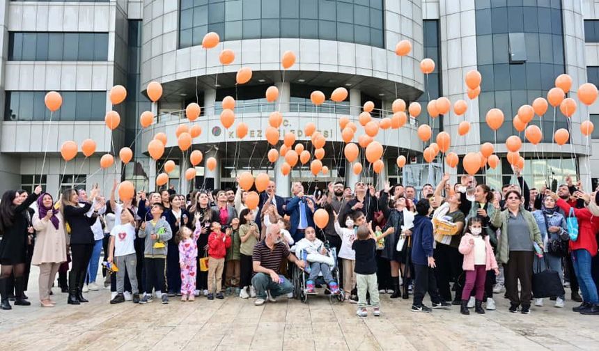 Lösemiye karşı turuncu umutlar gökyüzüne yükseldi