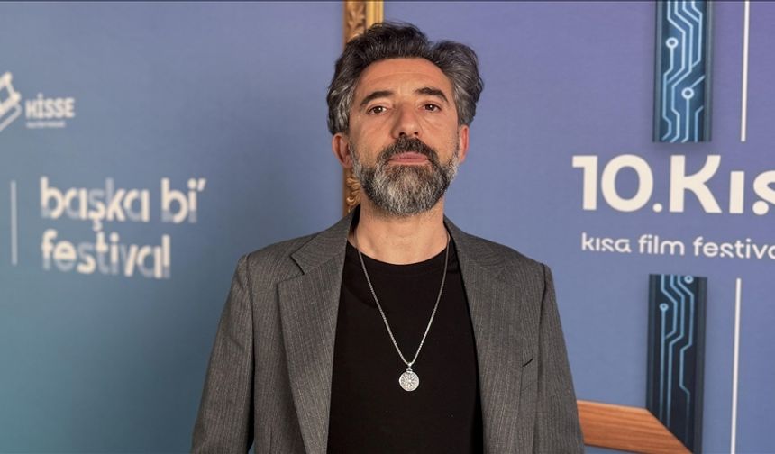 Oyuncu Mert Turak: Tiyatronun gücünü çok önemsiyorum