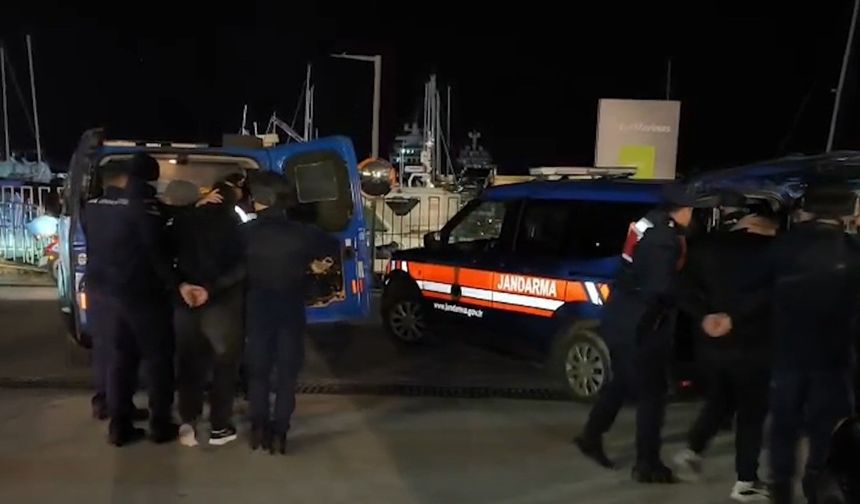 Organize suç örgütü üyeleri yurtdışına kaçarken yakalandı