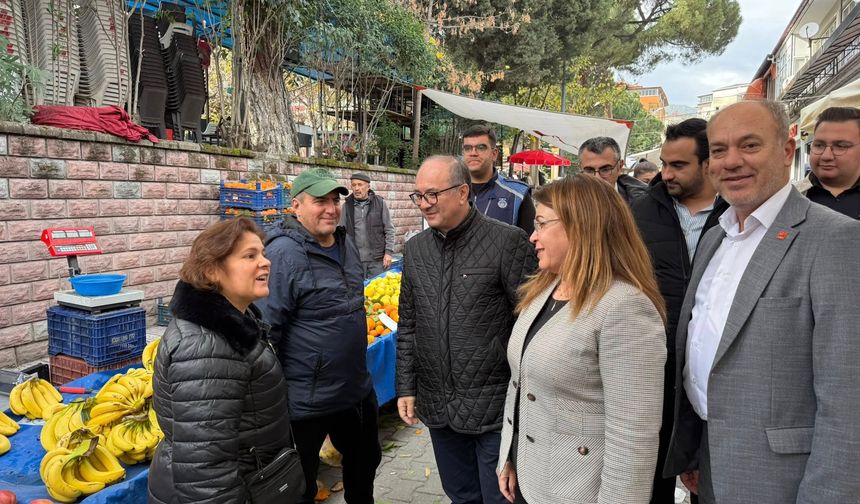 Karaca Buldan’da pazarcı esnafıyla buluştu