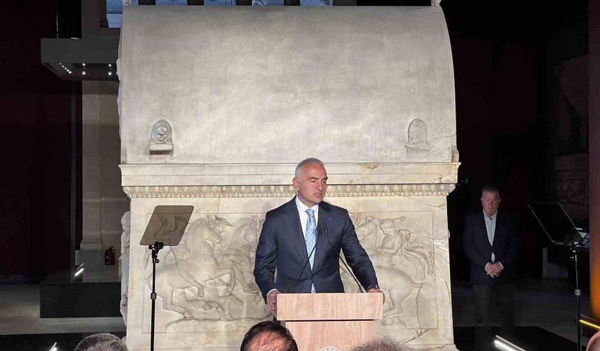 Bakan Ersoy: "13 bin 451 kültür varlığını yeniden ülkemize kazandırdık"