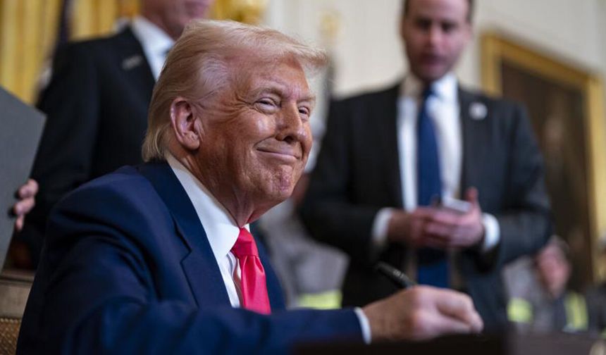 Trump: "İranlılar bize gülüyorlardı, artık gülemeyecekler"