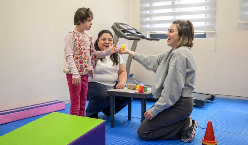 İzmir’de özel çocuk anneleri mutlu