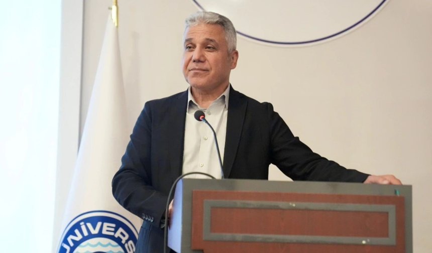 Prof. Dr. Arslan: "Veriyi kontrol eden dünyayı kontrol eder"