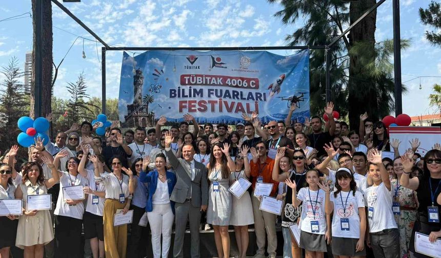 ‘TÜBİTAK 4006-C Bilim Fuarları Festivali’ İzmir’de kapılarını açtı