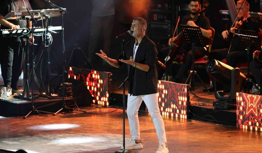 Özcan Deniz’den Bursa’da ayrılık yoklaması