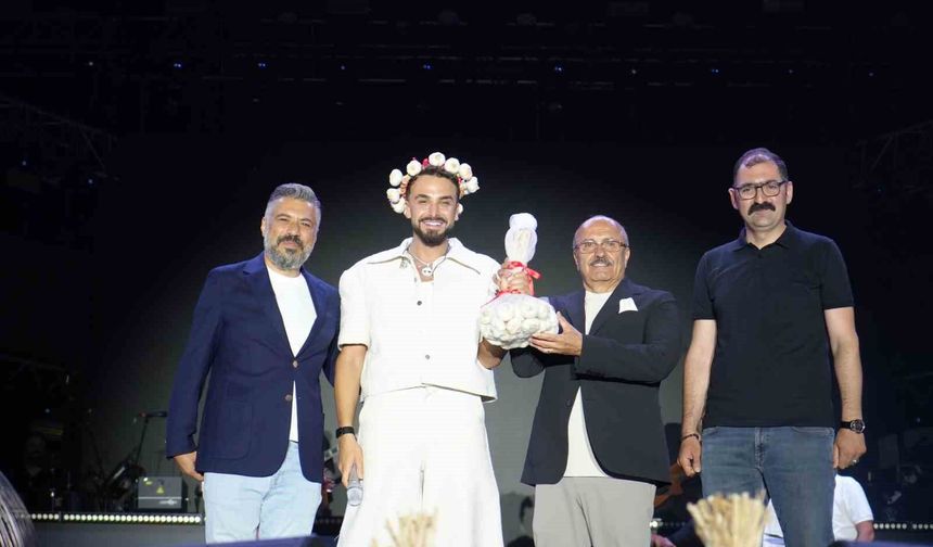 Sefo, binlerce vatandaşa unutulmaz bir gece yaşattı