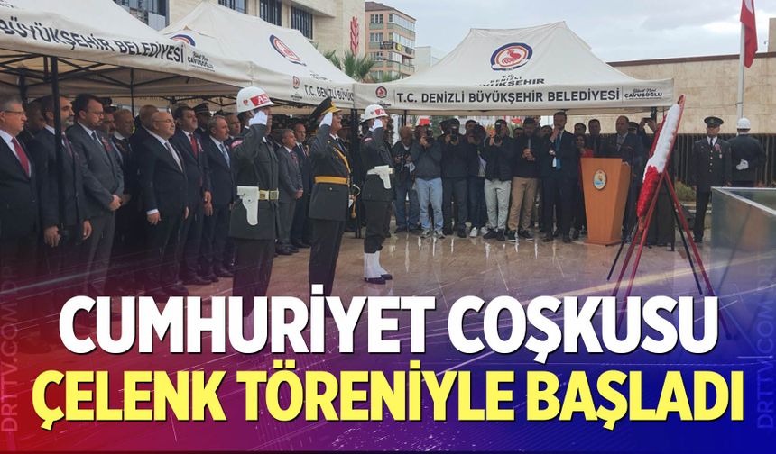 Denizli’de Cumhuriyet coşkusu çelenk töreniyle başladı