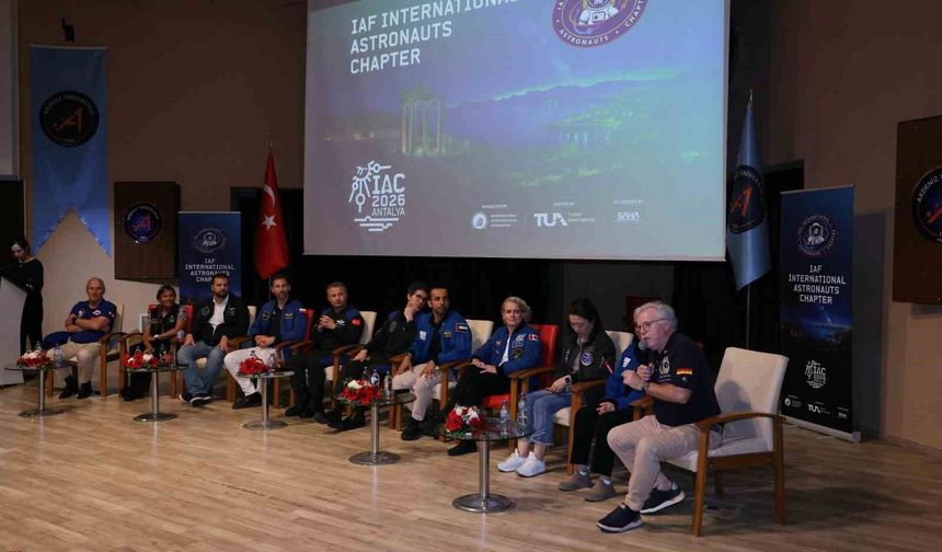 Dünyanın dört bir yanından astronotlar "IAC 2026" için Türkiye’de buluştu