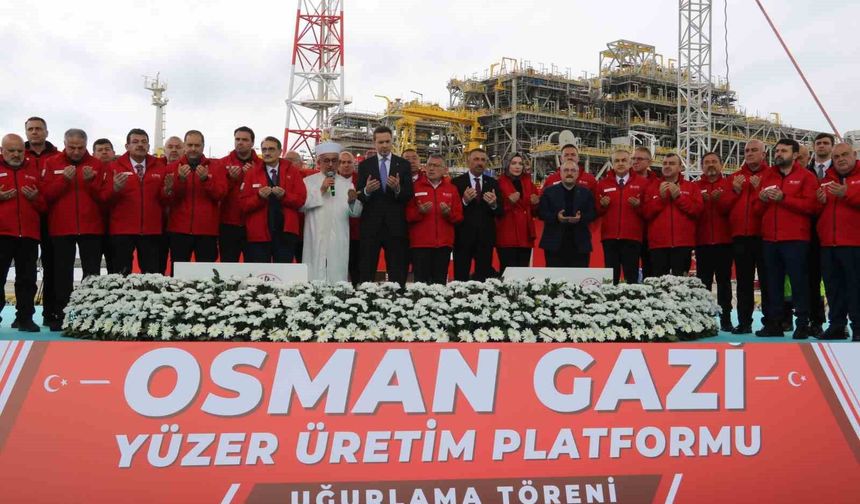 Osman Gazi, 20 yıl boyunca görev yapacağı Karadeniz’e uğurlandı