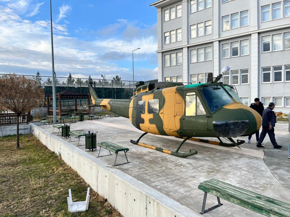 Milli Savunma Bakanlığı’ndan Isparta’ya Uh 1 Helikopter Desteği2