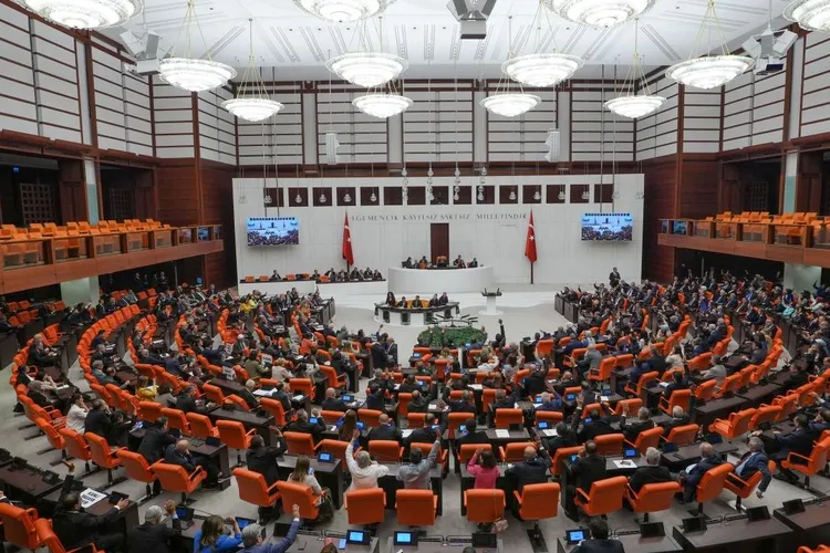 Tbmm Butce Sonrasinda Gss Yi Gundemine Alacak 1733488946 984 Large-1