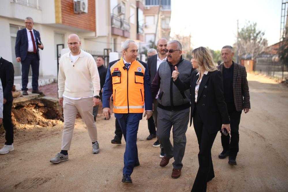 Kepez, Asfaltta Yap Boz Dönemine Son Verme Çalışmaları3