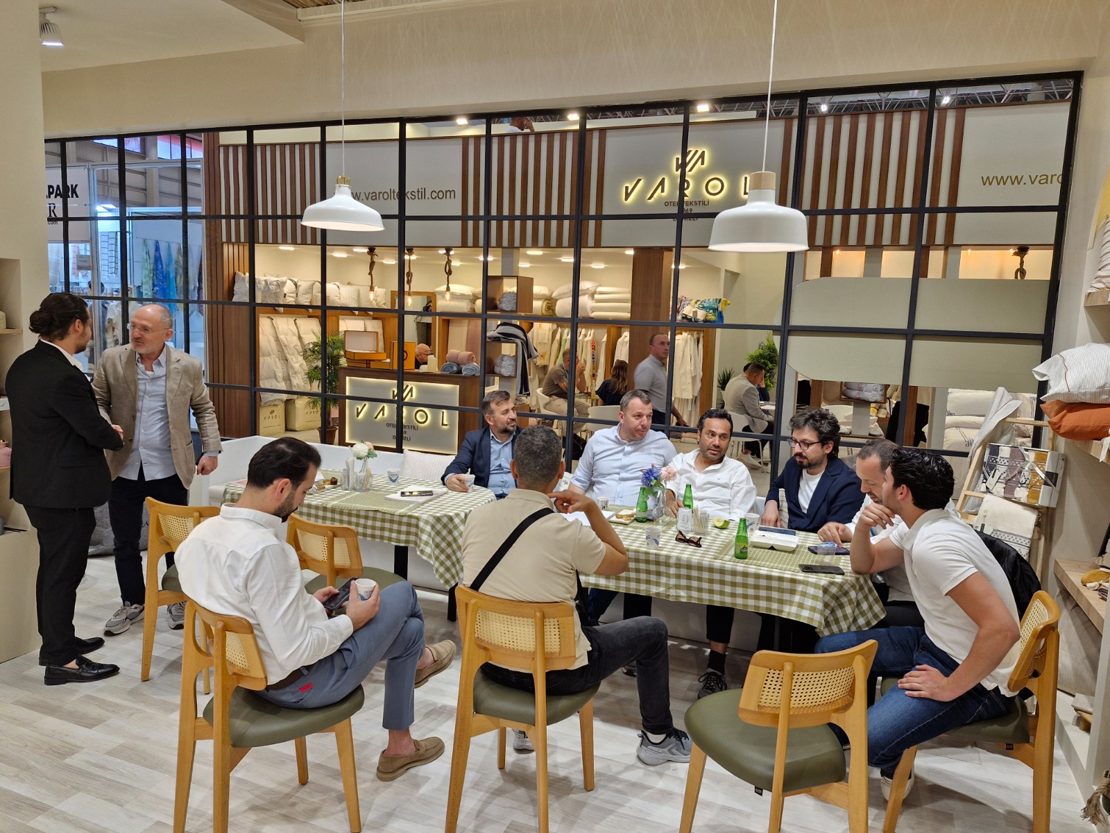 Denizli Haber Iyi Geceler Istanbul (7)