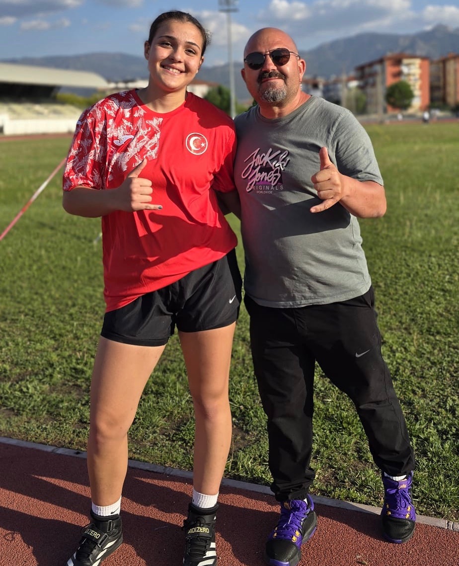 Denizli Haber Milli Atlet (1)