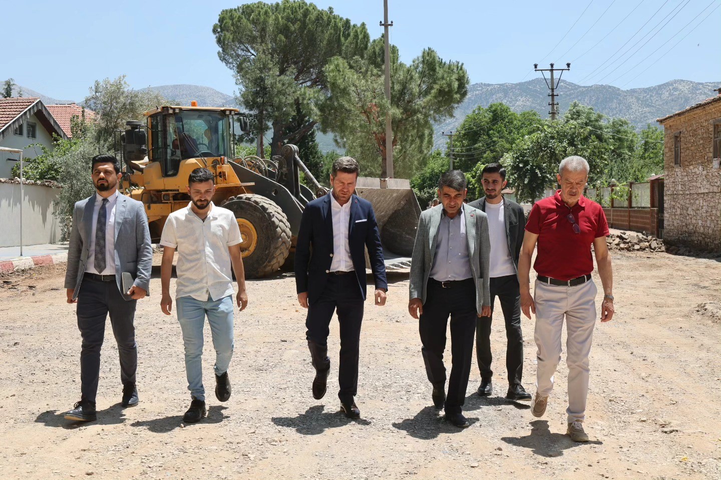 Denizl Haber Tavas’ta Alt Yapı Ve Üst Yapı Yenileme Çalışmaları Devam Ediyor