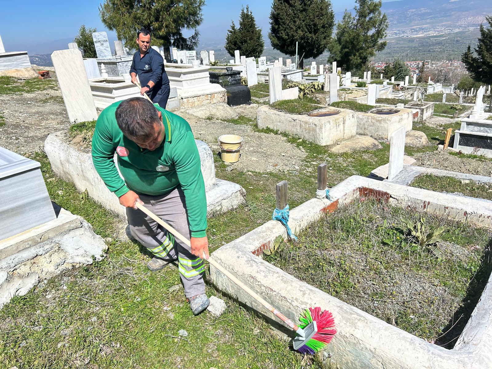 Denizli Haber Honaz Mezarlık (2)