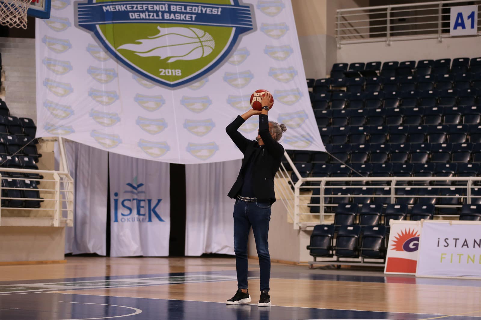 Denizli Haber Merkezefendi Belediyesi Basket Veli Deveciler (1)