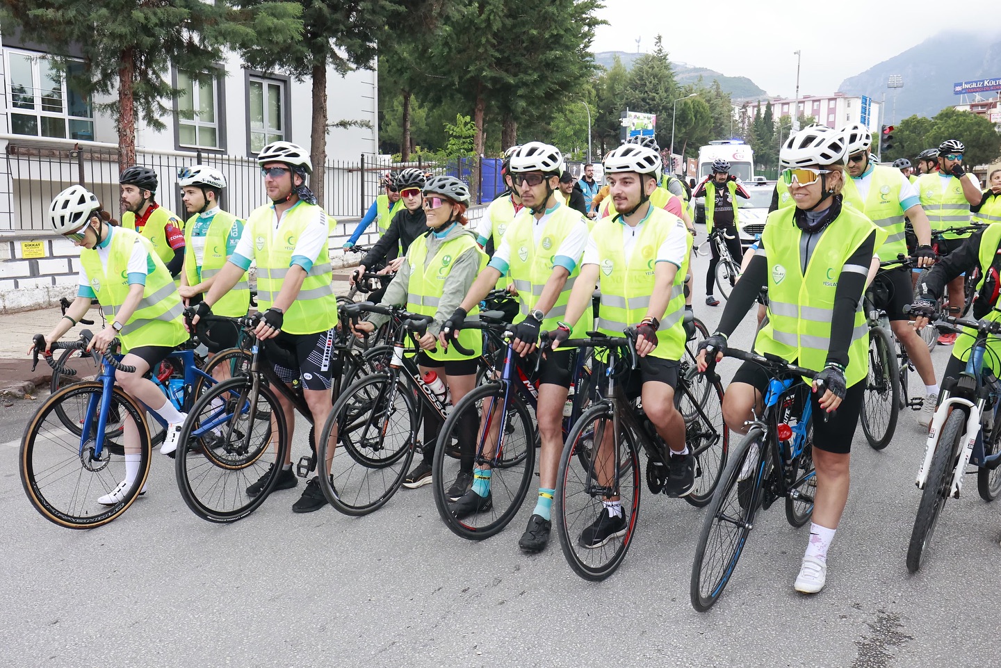Denizli Haber Yeşil Ay Bisiklet (1)