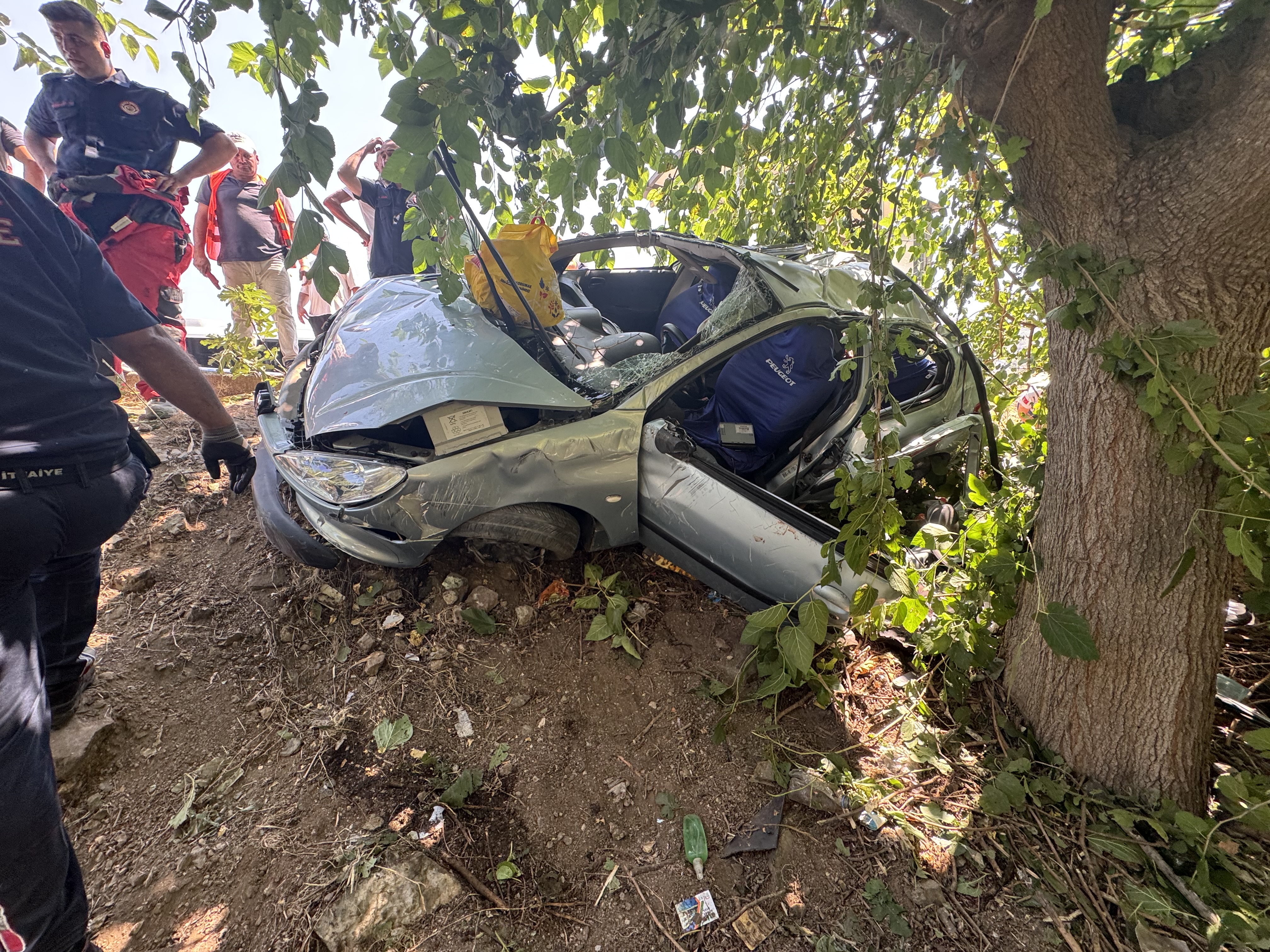 A A 20250722 38628954 38628953 M U G L A D A S A R A M P O L E D E V R I L E N O T O M O B I L D E K I 2 K I S I O L D U 1 K I S I Y A R A L A N D I