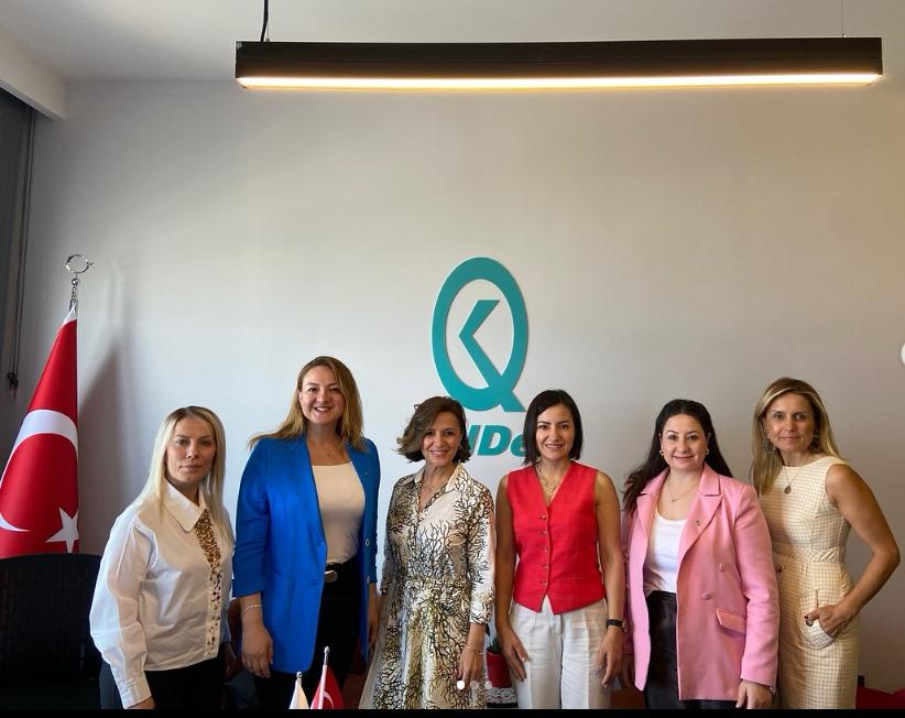 Deni̇zli̇ Haber Kadin Bi̇rli̇ği̇