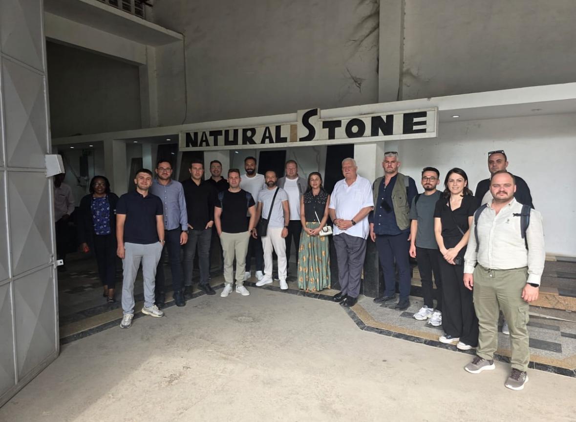 1754395956 Kenya Sth Toplu Foto Raf 1 002