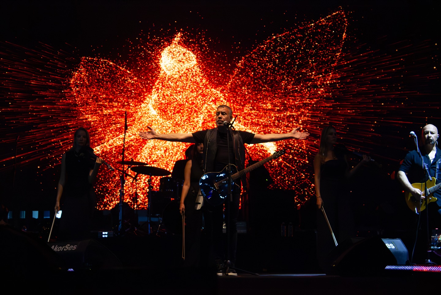 535100911 17908323423210266 2629127438929953199 N